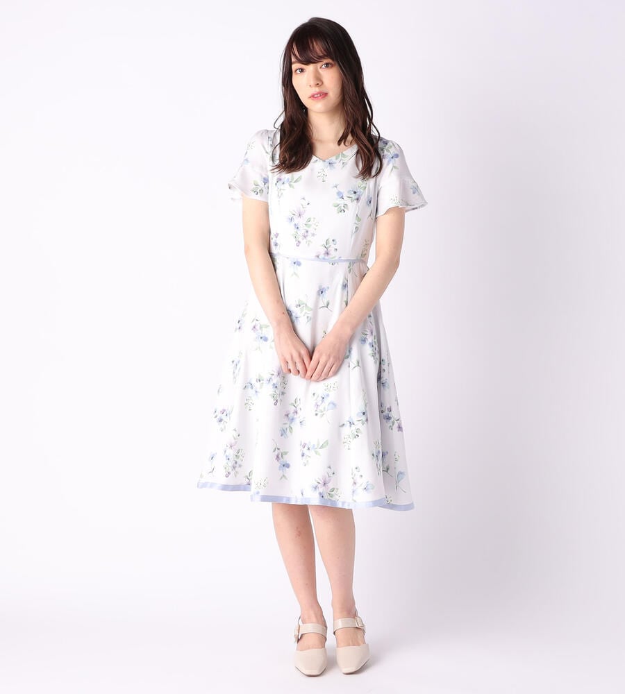 フラワー刺繍プリントワンピース ワンピース ドレス Laisse Passe レッセパッセ Laisse Passe レッセ パッセ 公式オンラインストア フラワー刺繍プリントワンピース ワンピース ドレス Laisse Passe レッセパッセ Laisse Passe レッセ パッセ 公式オンラインストア